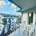 Roof And Sky Sorrento Center Suite