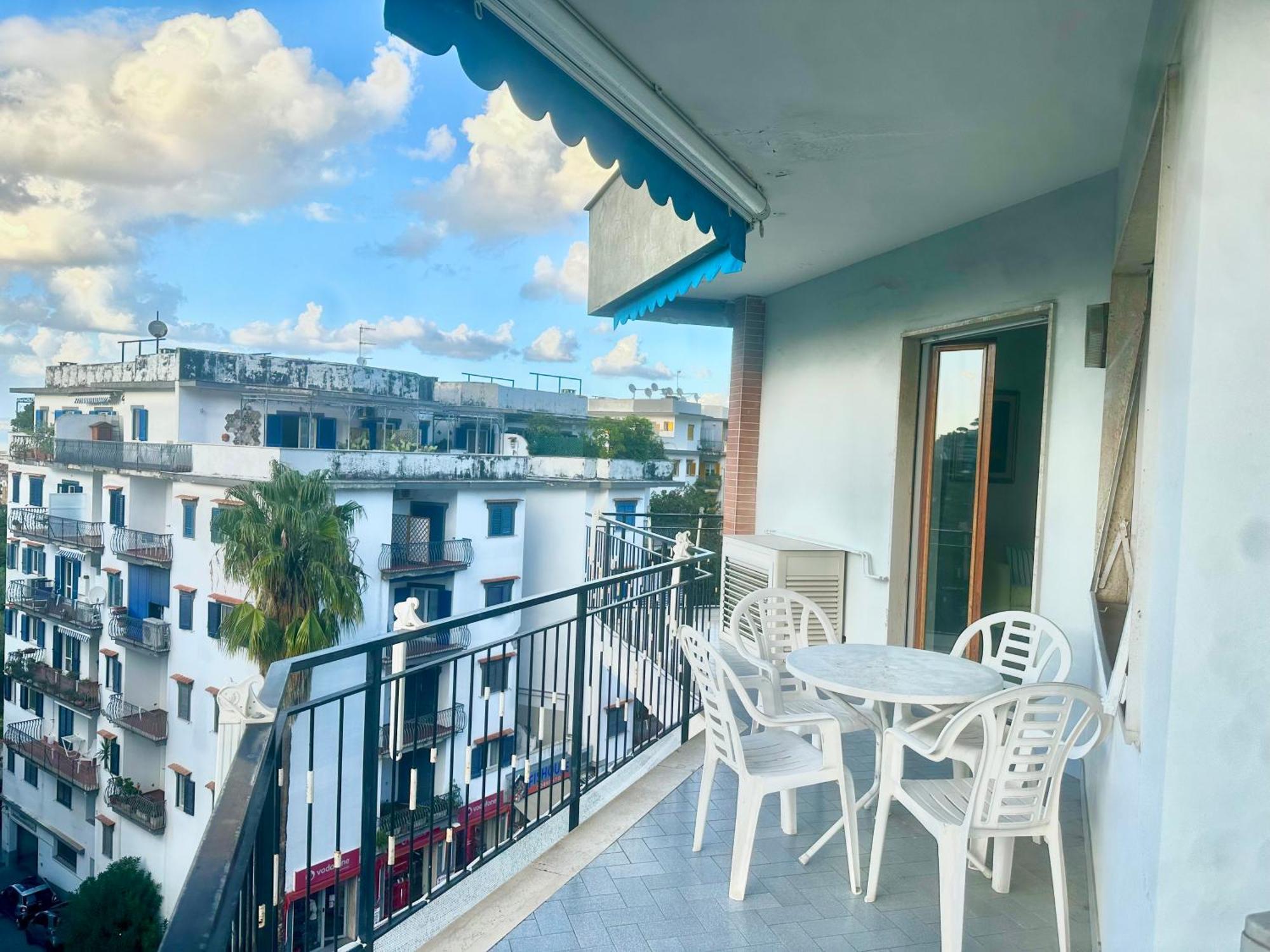 Roof And Sky Center Guest house Sorrento